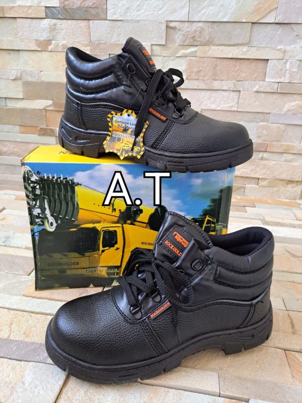 Safety boots